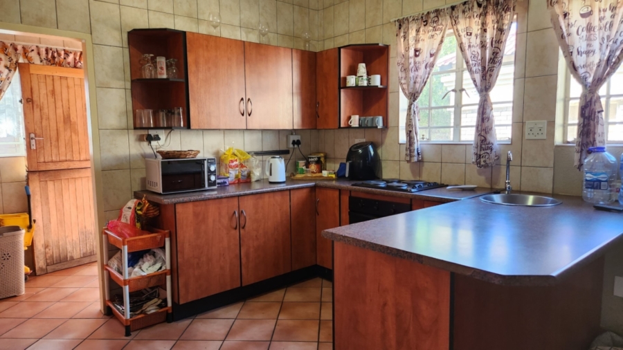 3 Bedroom Property for Sale in Safari Gardens North West